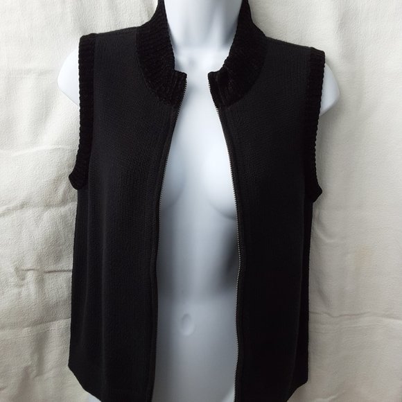 Womens COUSIN JOHNNY  Full Zipper Black Sweater Vest - Small - Picture 3 of 8